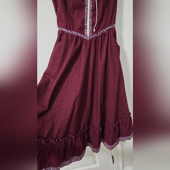 Gunne Sax Burgundy Midi Dress with Lace Trim - Picture 6 of 8